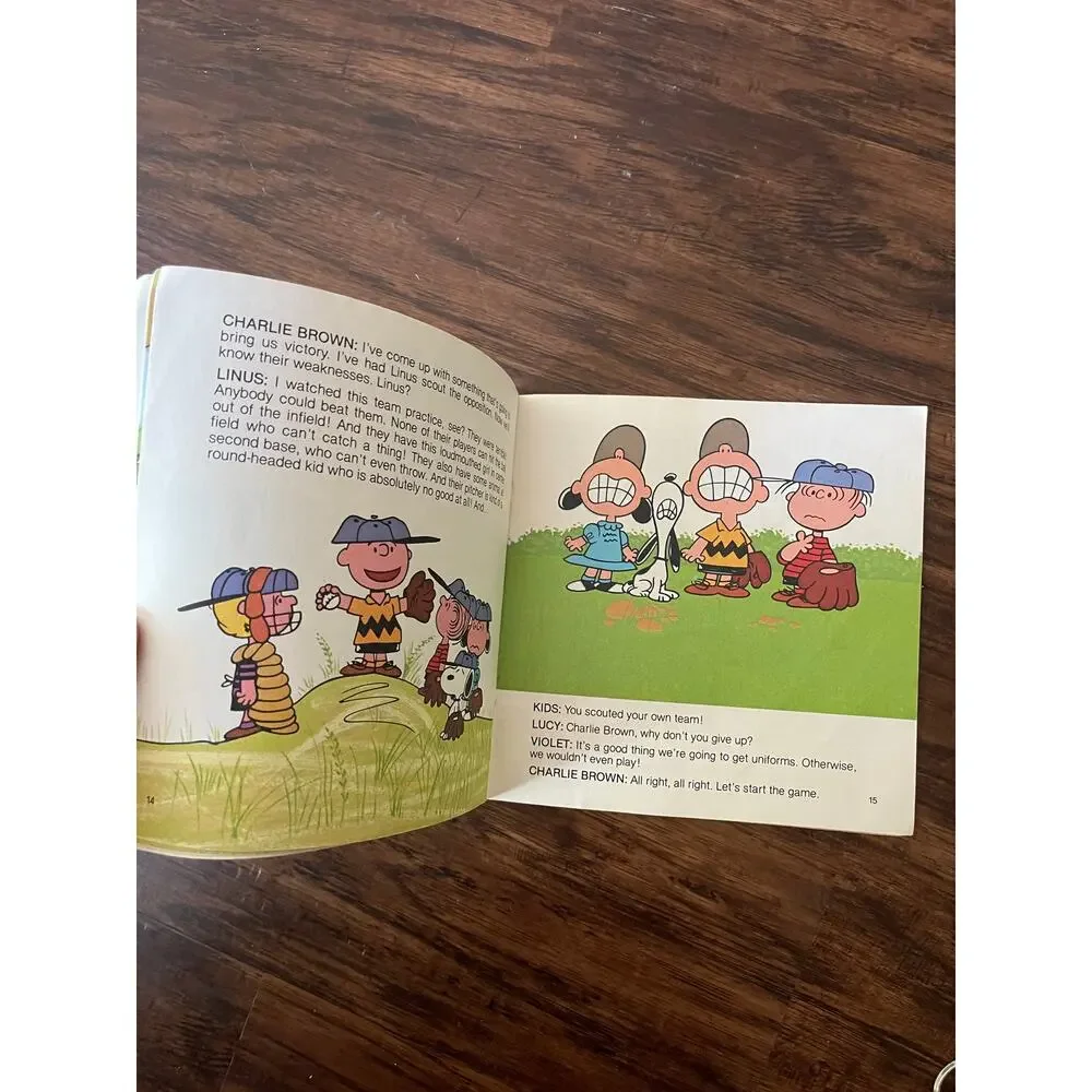Vintage Charlie Brown baseball book